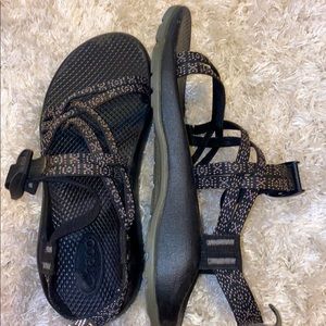 chaco size 8